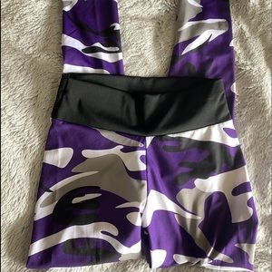 purple camo scrunch bum leggings